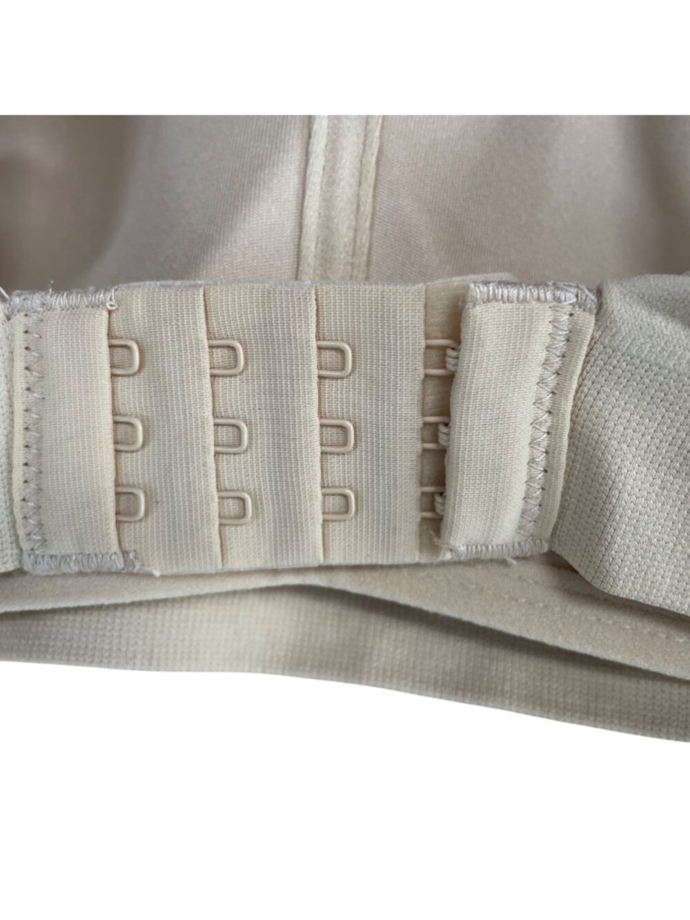 Truekind® Supportive Comfort Wireless Shaping Bra Chai Tan Sz LG 10210 - Picture 5 of 7
